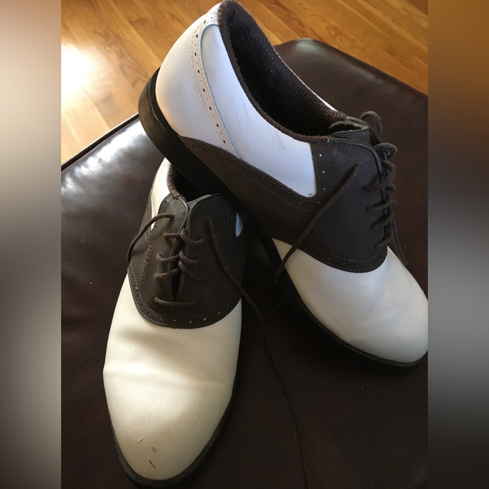 Wilson Golf Shoes - Picture 2 of 5